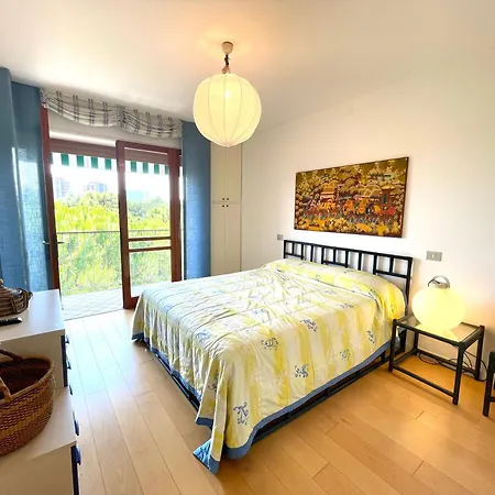 Hibiscus I Pineta Centre I 2dbl-3terrace-ac&parking Apartment